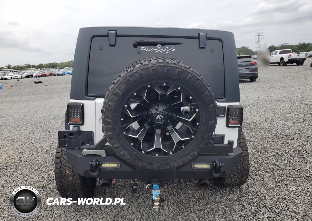 2014 Jeep Wrangler Unlimited Sport VIN:1C4BJWDG6EL312166 - 6