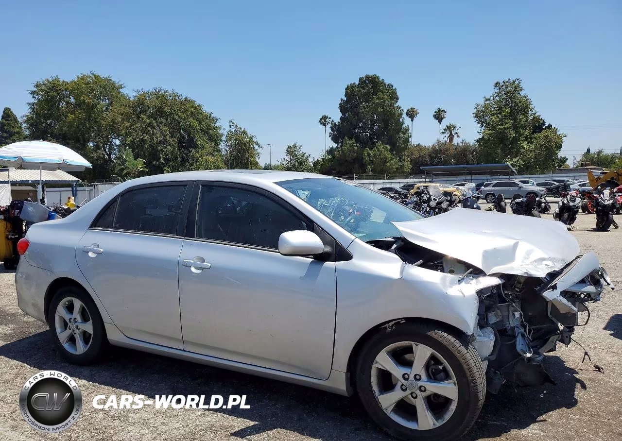 2012 Toyota Corolla Le VIN:2T1BU4EE9CC908515 - 4