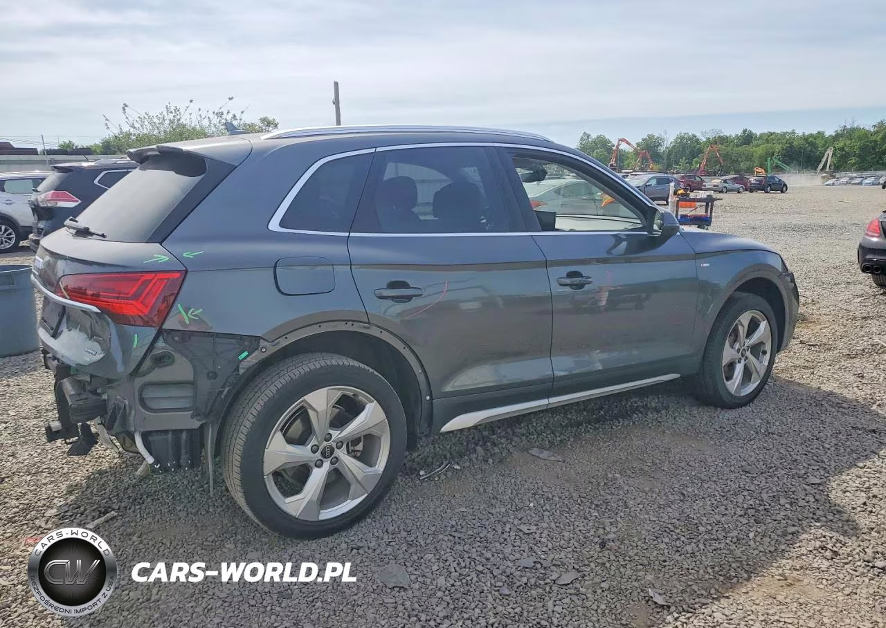 2024 Audi Q5 Premium Plus 45 VIN:WA1EAAFY4R2069047 - 3