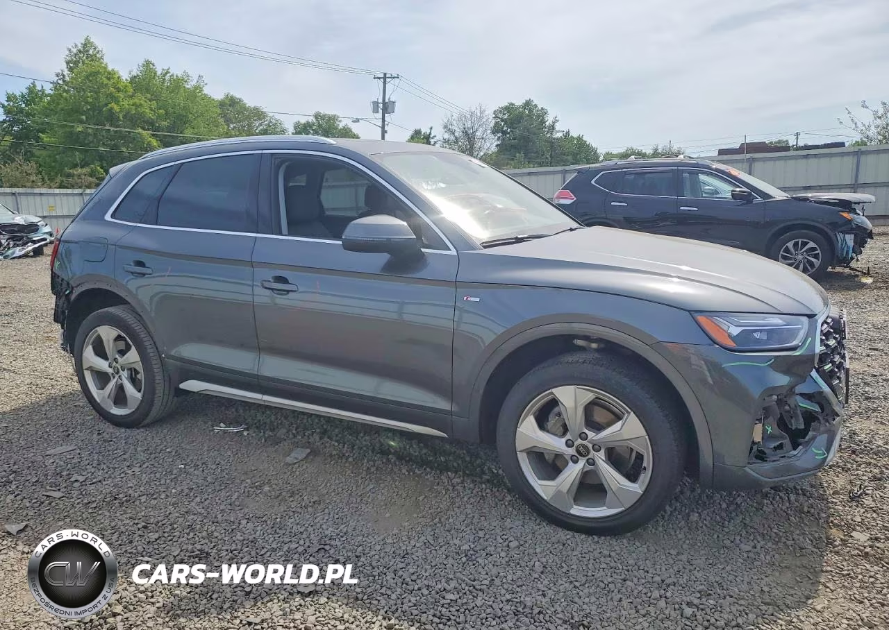 2024 Audi Q5 Premium Plus 45 VIN:WA1EAAFY4R2069047 - 4