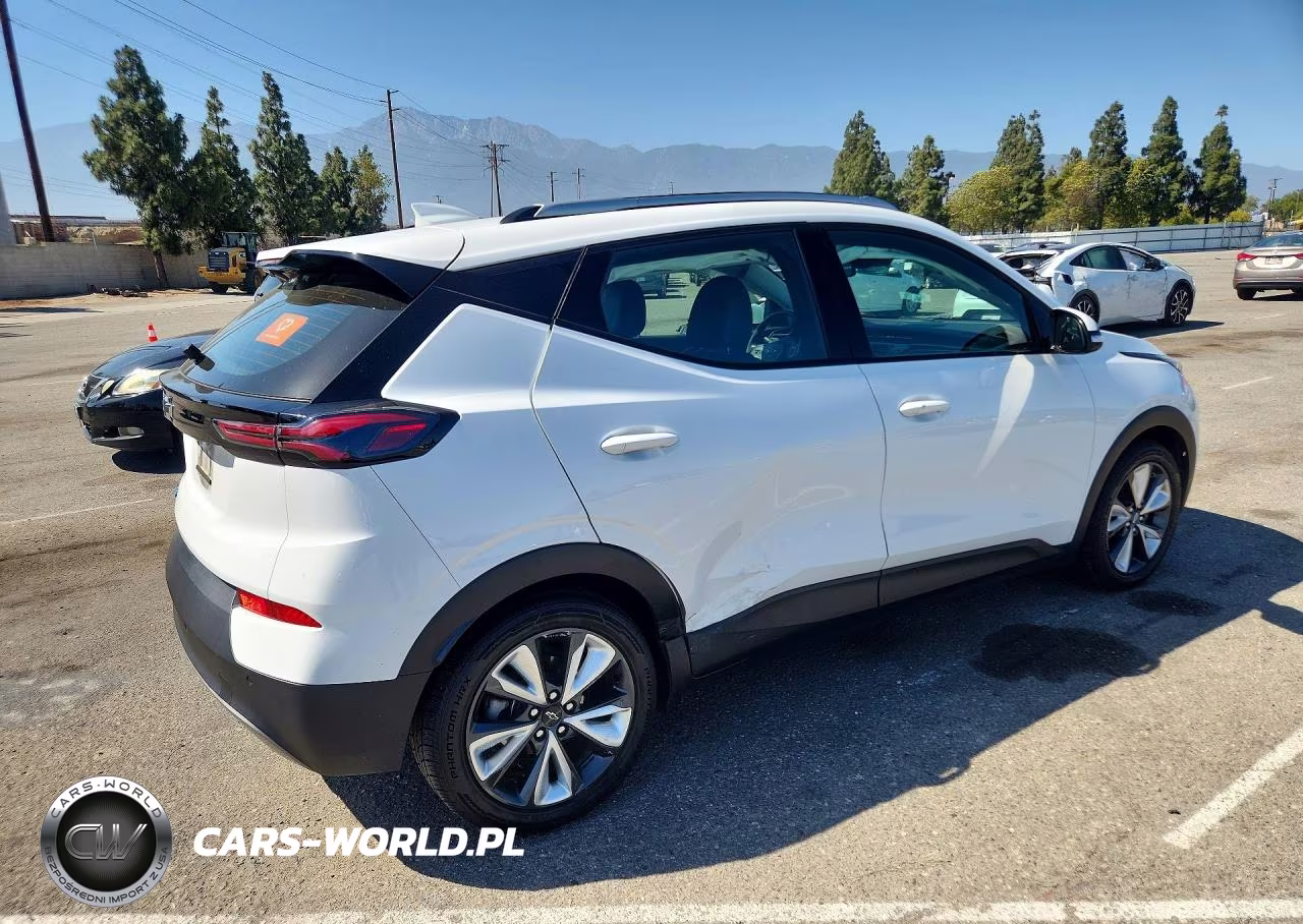 2023 Chevrolet Bolt Euv Lt VIN:1G1FY6S04P4188973 - 3