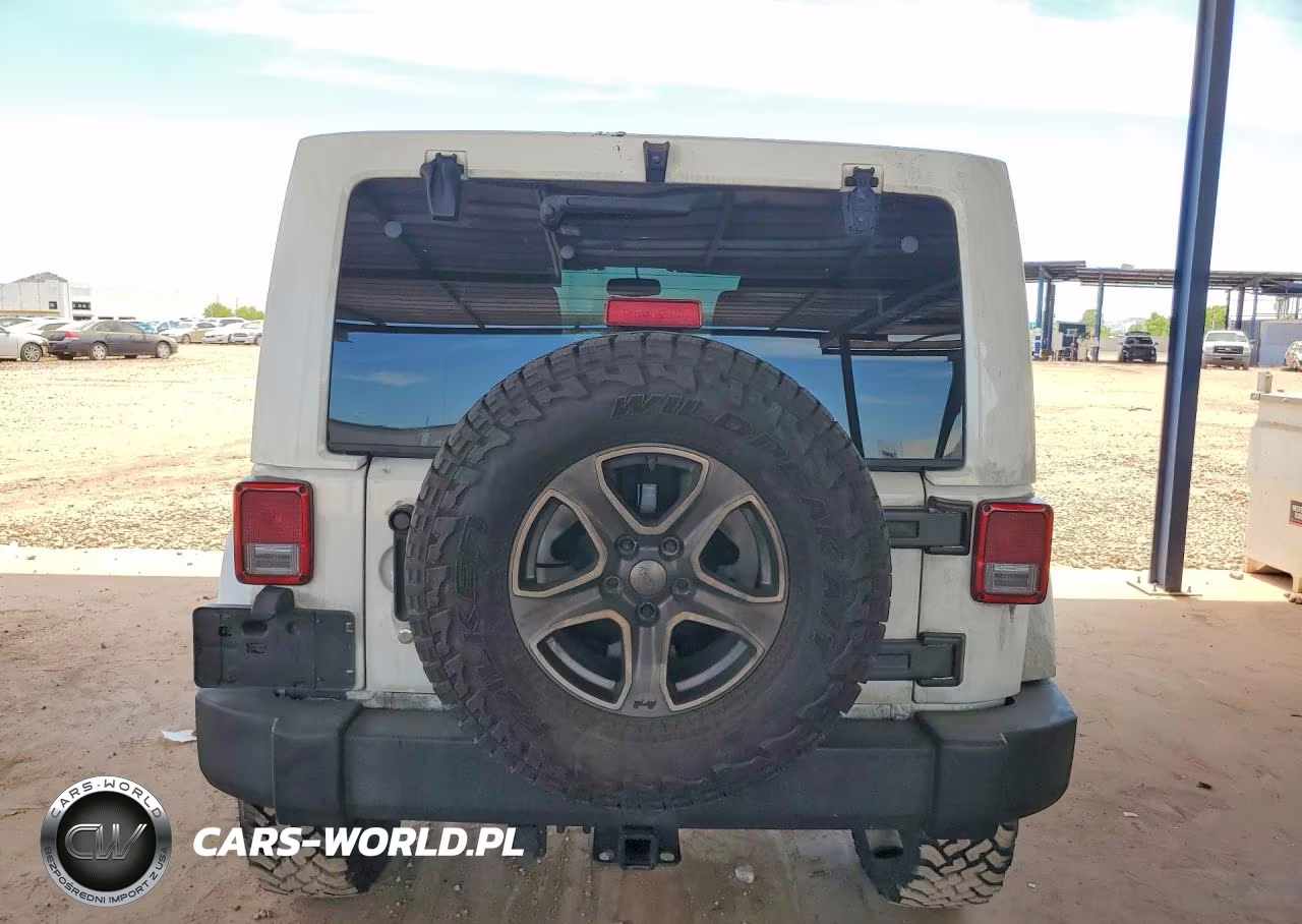 2013 Jeep Wrangler Unlimited Sahara VIN:1C4BJWEGXDL567285 - 6