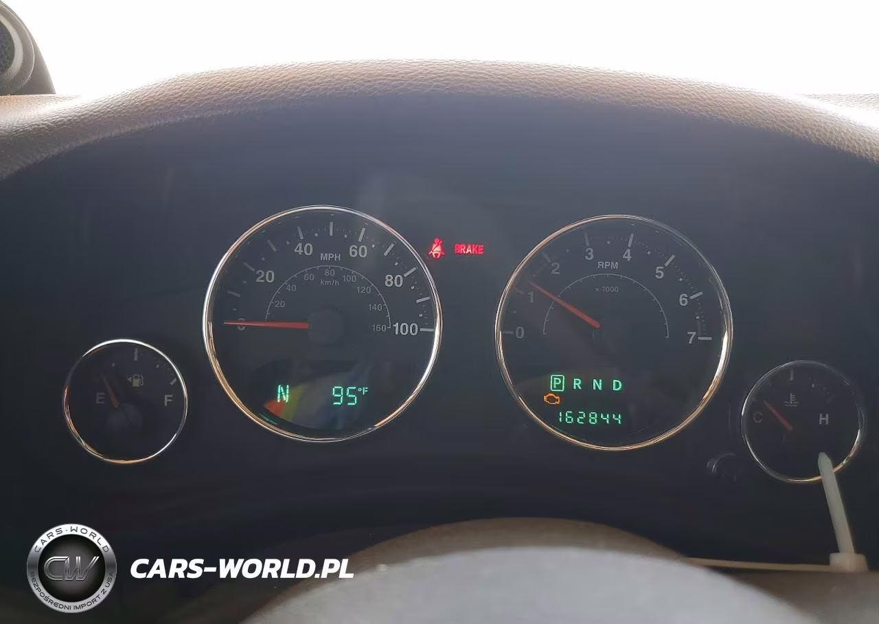 2013 Jeep Wrangler Unlimited Sahara VIN:1C4BJWEGXDL567285 - 9