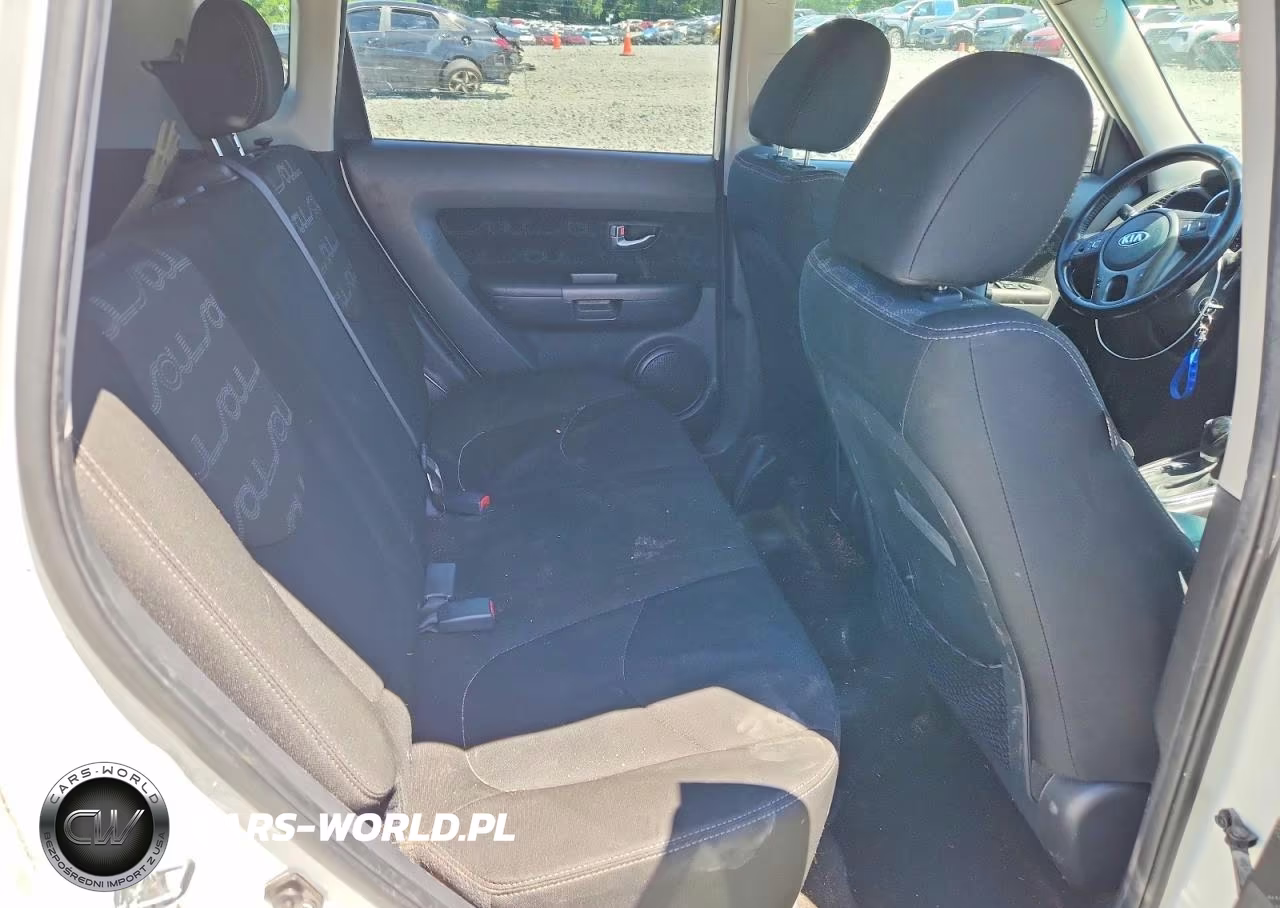 2013 Kia Soul + VIN:KNDJT2A60D7500943 - 10