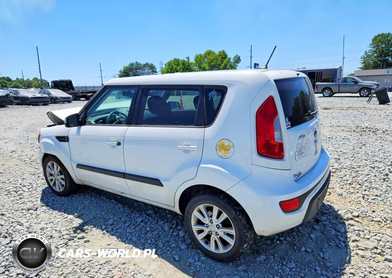 2013 Kia Soul + VIN:KNDJT2A60D7500943 - 2