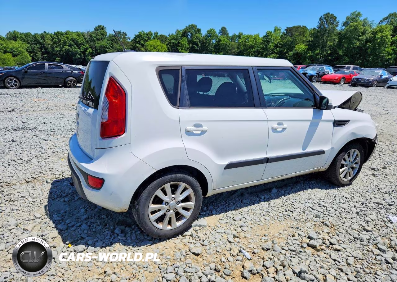2013 Kia Soul + VIN:KNDJT2A60D7500943 - 3