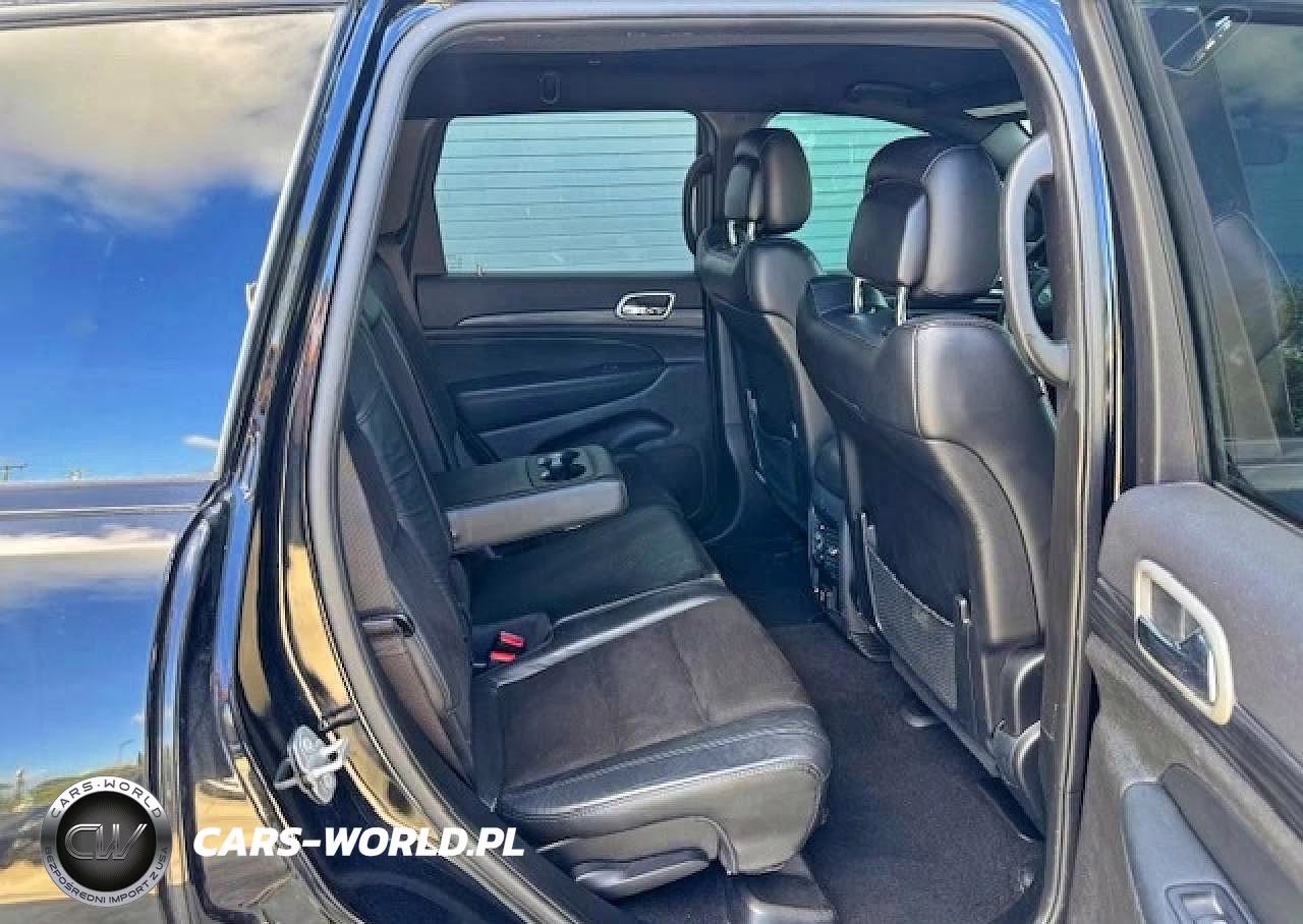 2021 Jeep Grand Cherokee Laredo VIN:1C4RJEAGXMC657311 - 11