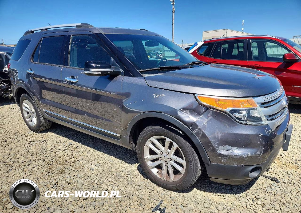 2014 Ford Explorer Xlt VIN:1FM5K7D83EGC36404 - 4