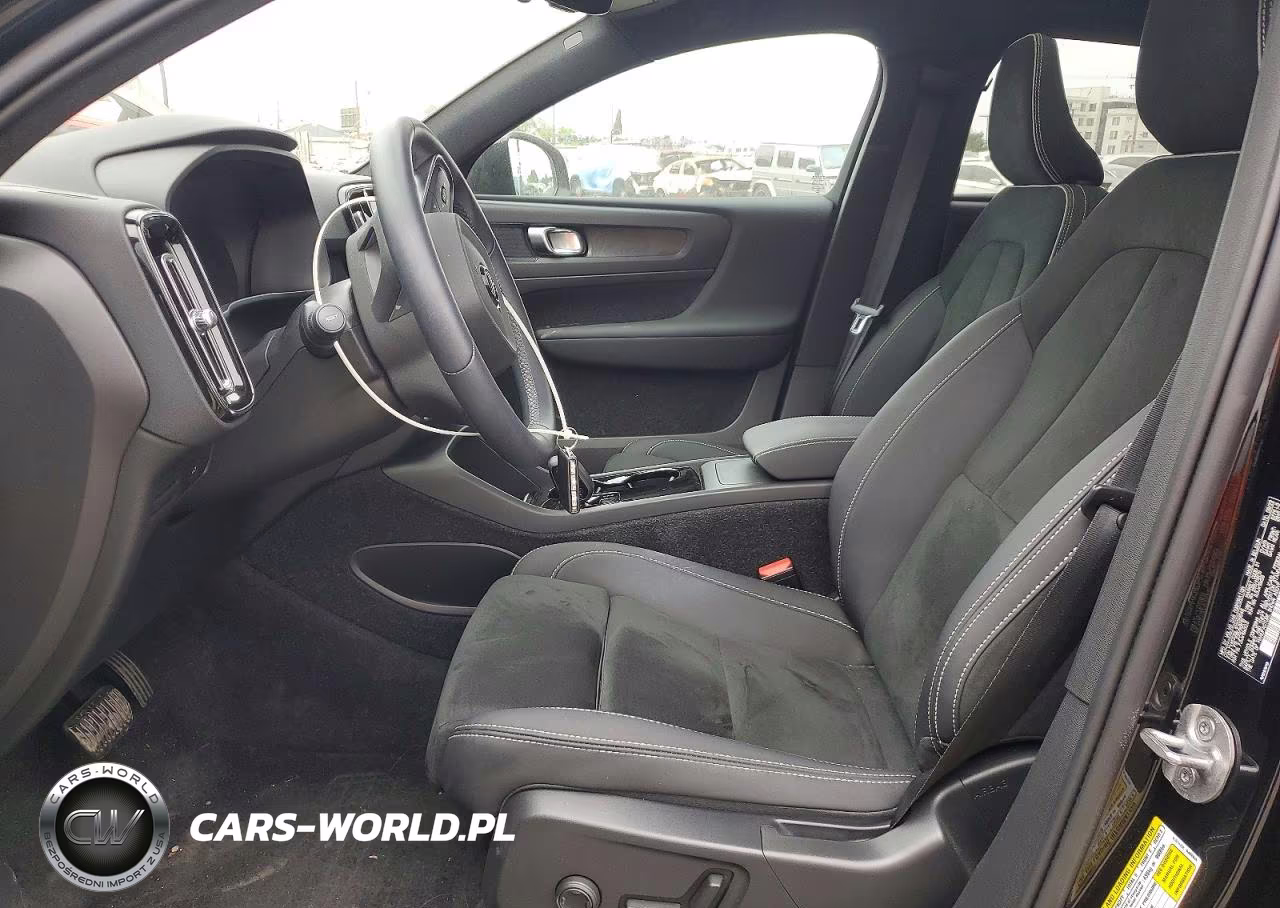 2023 Volvo C40 Recharge Plus VIN:YV4ED3GL1P2029546 - 7