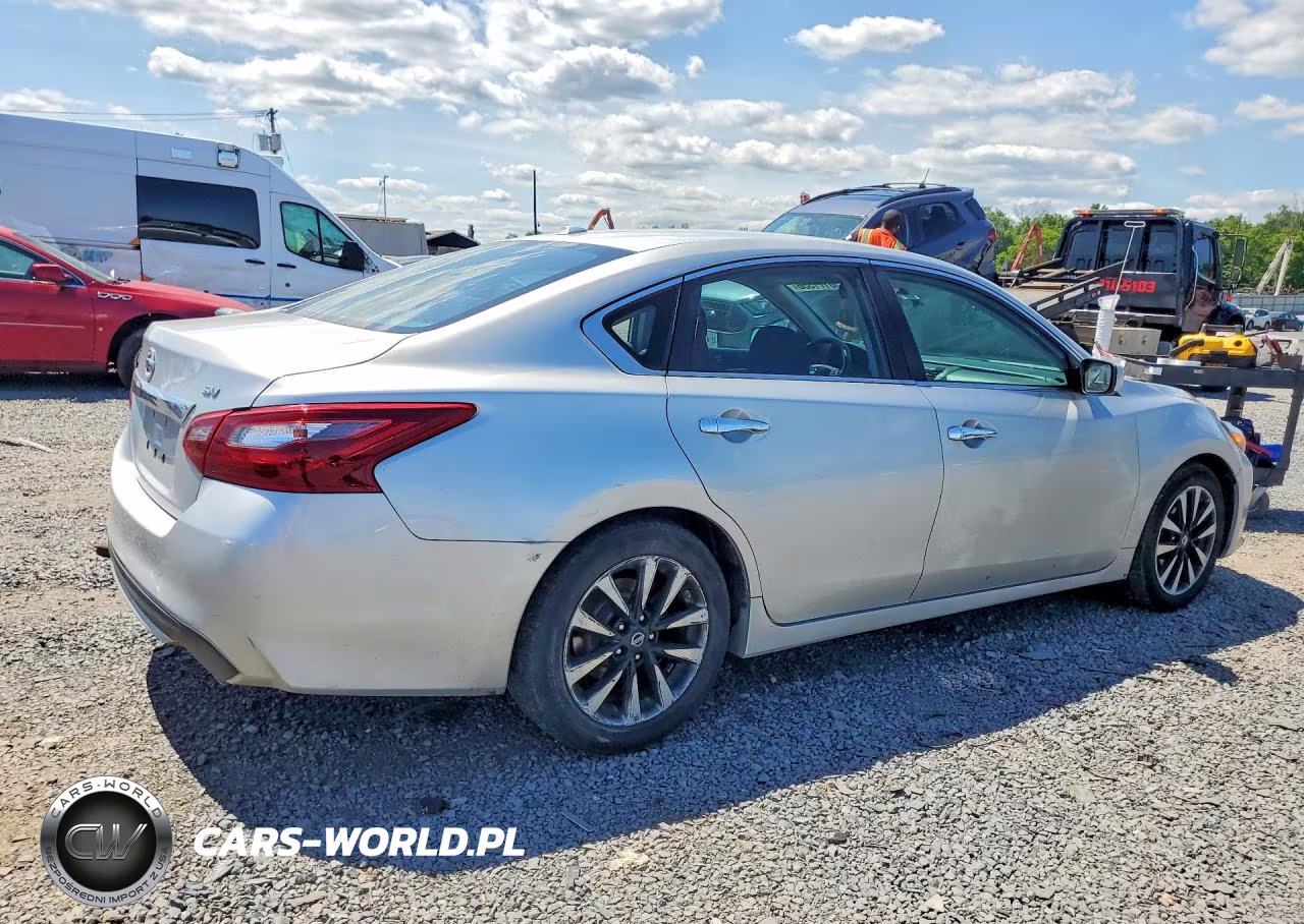 2018 Nissan Altima 2.5 Sv VIN:1N4AL3AP4JC167069 - 3