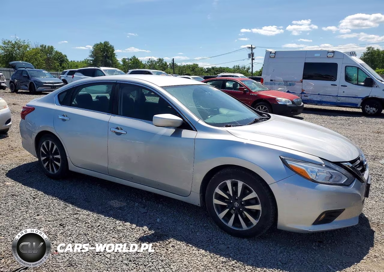 2018 Nissan Altima 2.5 Sv VIN:1N4AL3AP4JC167069 - 4
