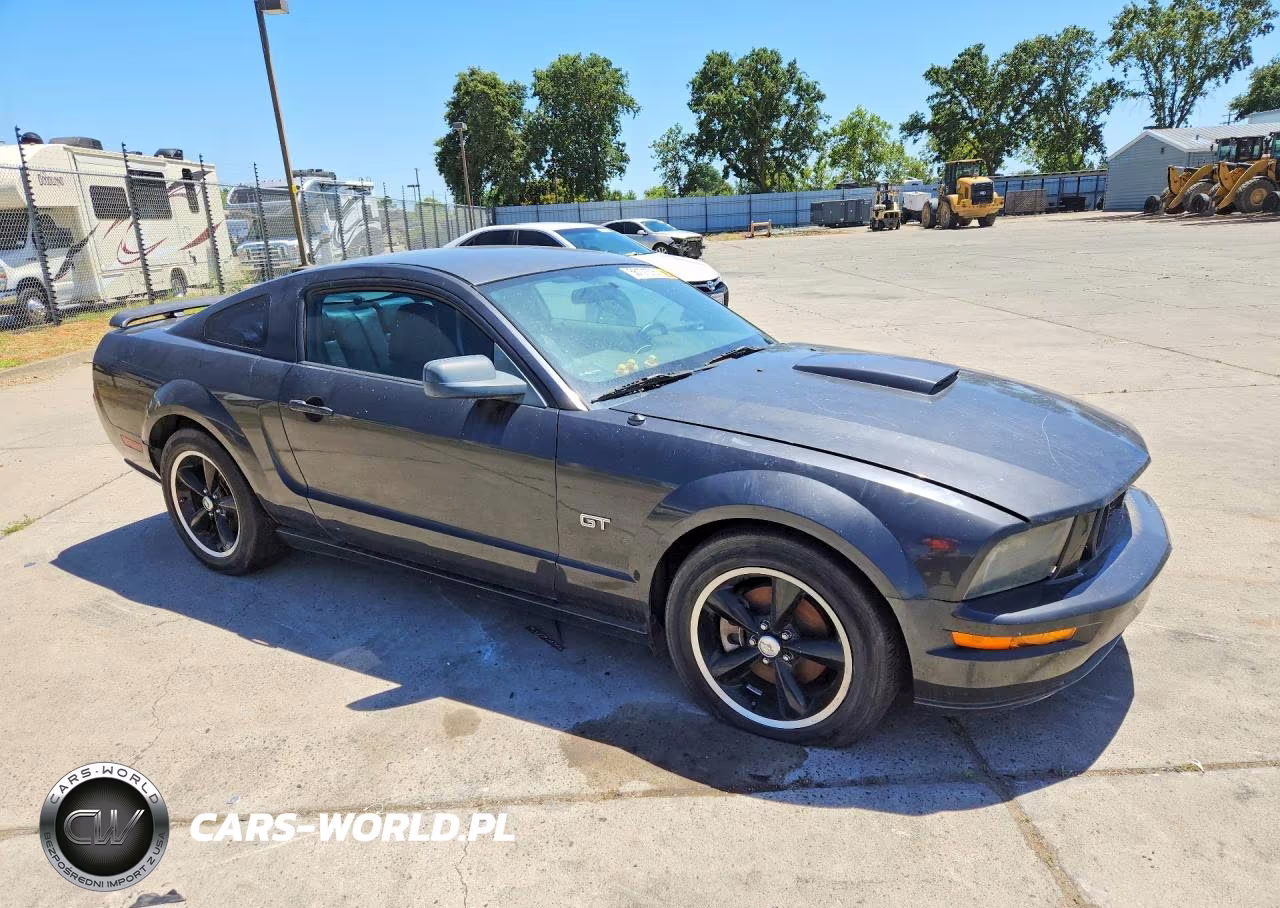 2007 Ford Mustang Gt VIN:1ZVFT82H375295432 - 4