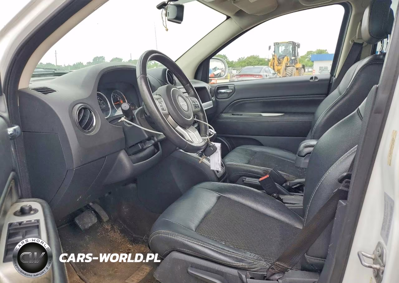 2017 Jeep Compass Latitude VIN:1C4NJCEA5HD151524 - 7