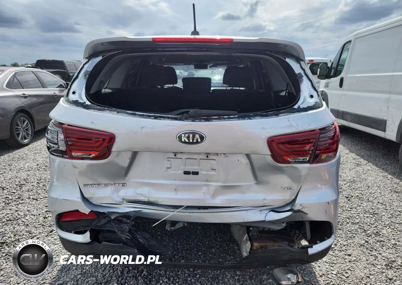2020 Kia Sorento S VIN:5XYPGDA55LG612091 - 6