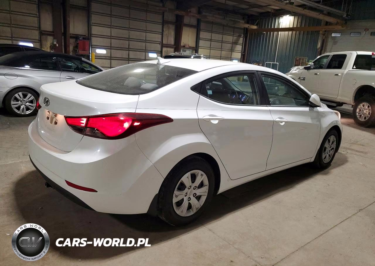 2016 Hyundai Elantra Se VIN:5NPDH4AE8GH733745 - 3