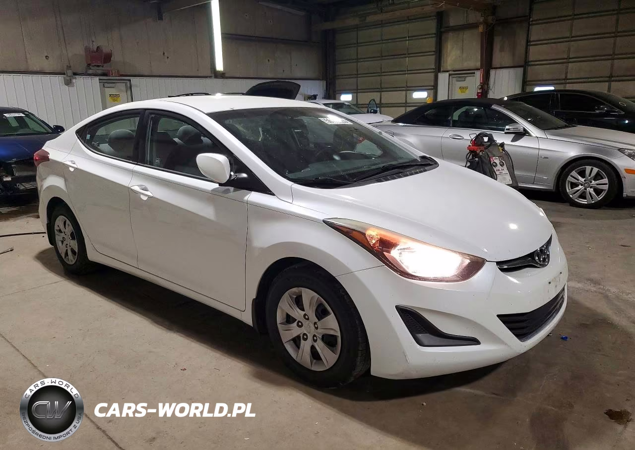 2016 Hyundai Elantra Se VIN:5NPDH4AE8GH733745 - 4