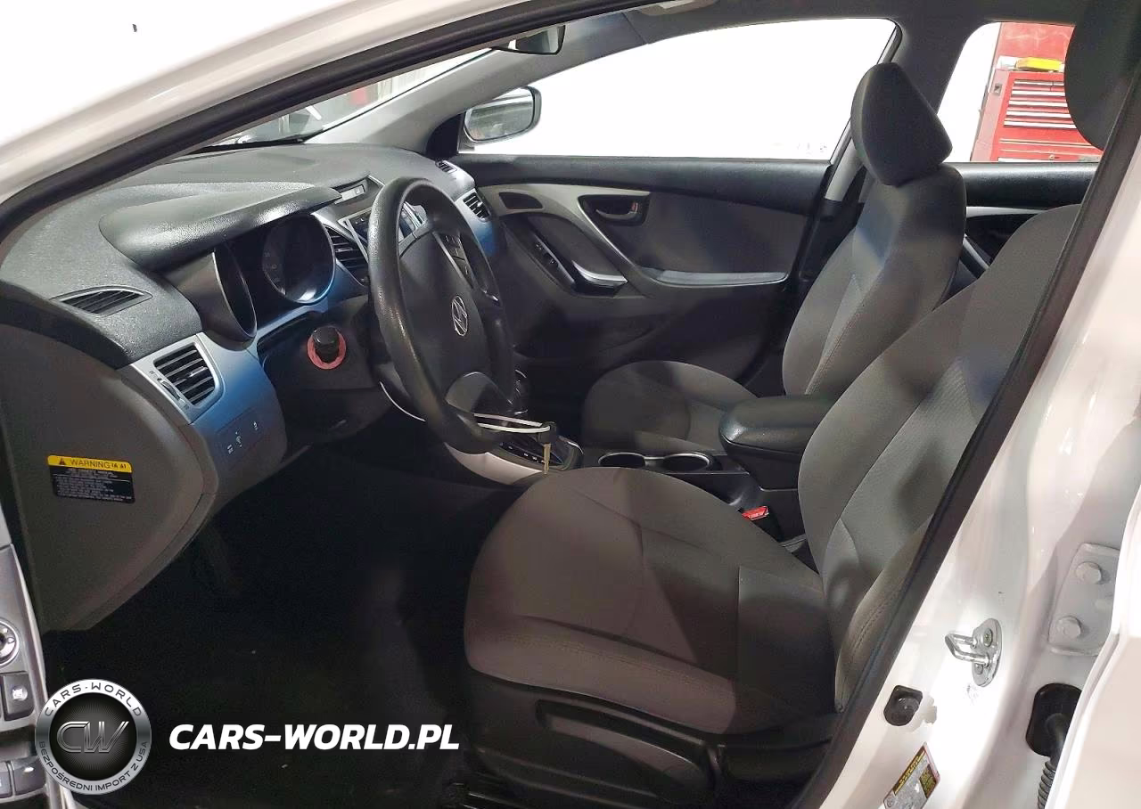 2016 Hyundai Elantra Se VIN:5NPDH4AE8GH733745 - 7