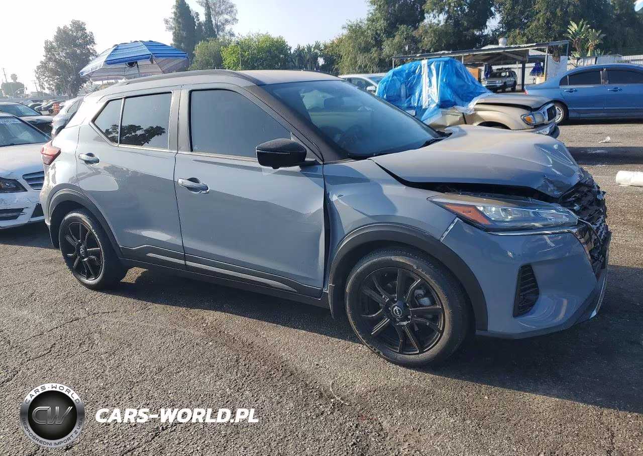 2024 Nissan Kicks Sr VIN:3N1CP5DV6RL477904 - 4