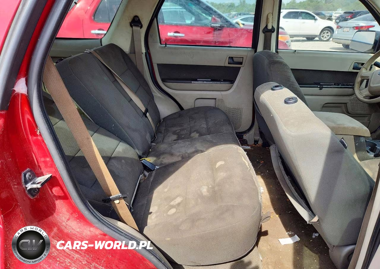 2010 Ford Escape Xlt VIN:1FMCU0DG8AKA08258 - 10