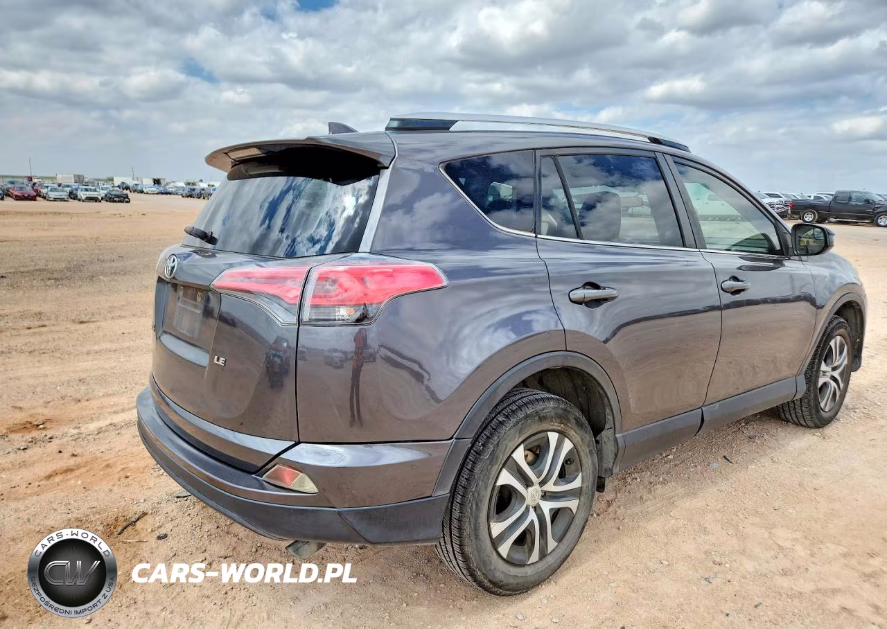 2016 Toyota Rav4 Le VIN:JTMZFREV5GJ067728 - 3