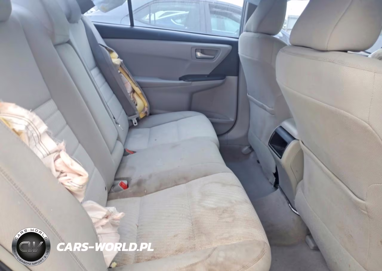 2015 Toyota Camry Le VIN:4T1BF1FK7FU475339 - 10