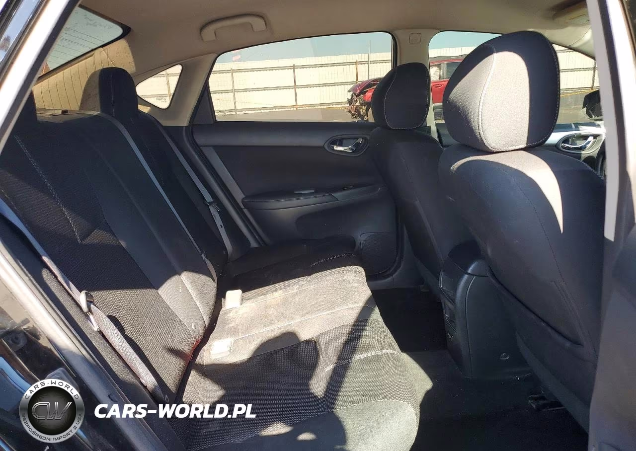 2018 Nissan Sentra S VIN:3N1AB7AP7JY258173 - 10