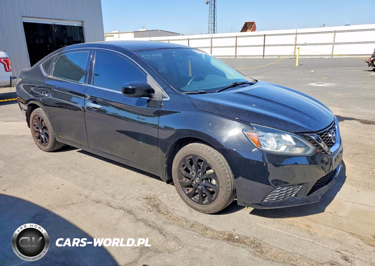 2018 Nissan Sentra S VIN:3N1AB7AP7JY258173 - 4