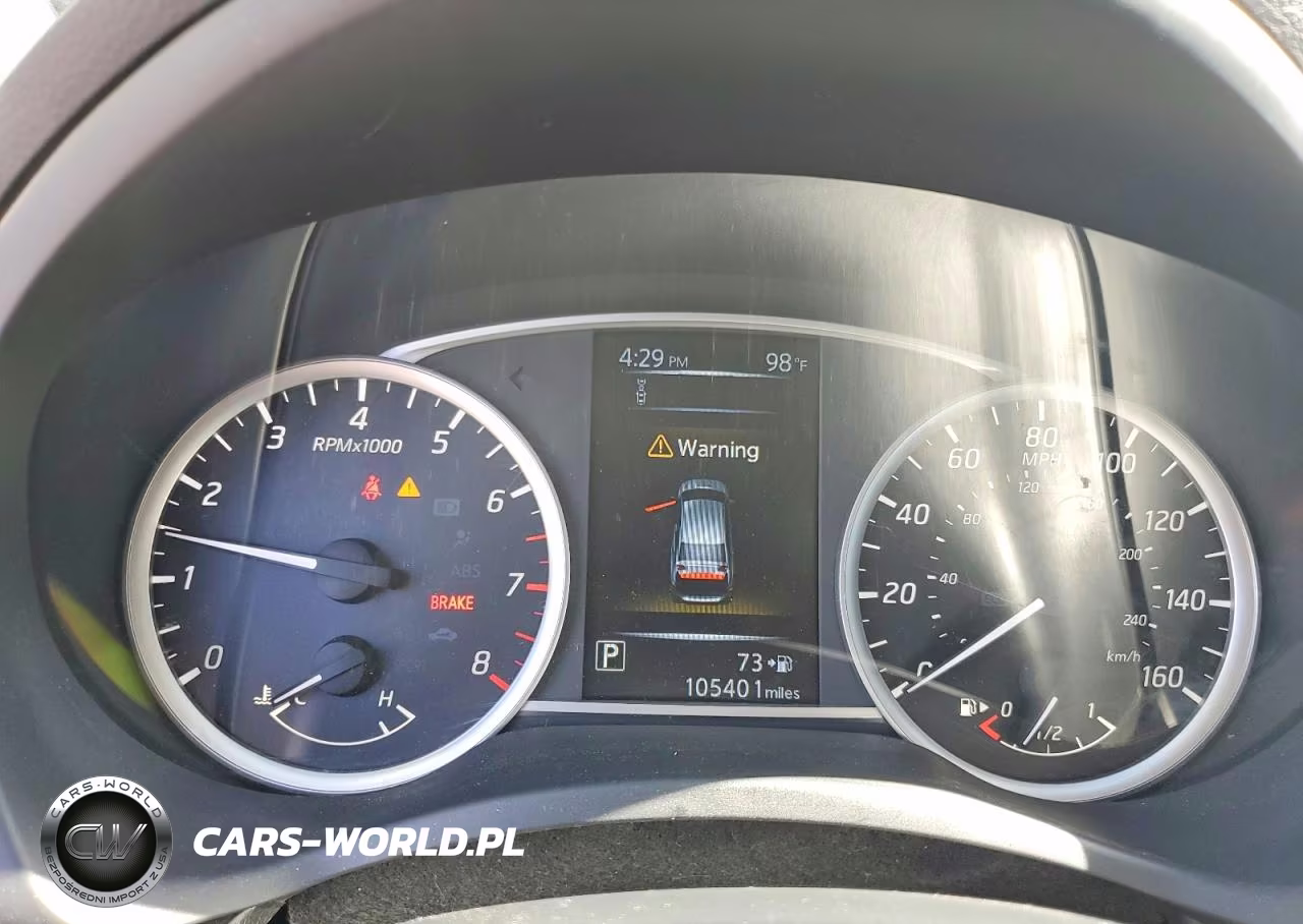 2018 Nissan Sentra S VIN:3N1AB7AP7JY258173 - 9