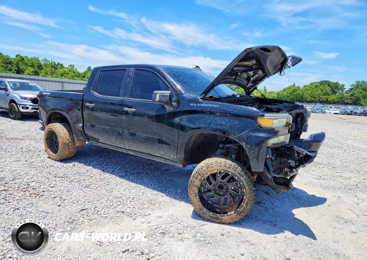 2020 Chevrolet Silverado K1500 Custom VIN:1GCPYBEK6LZ268080 - 4