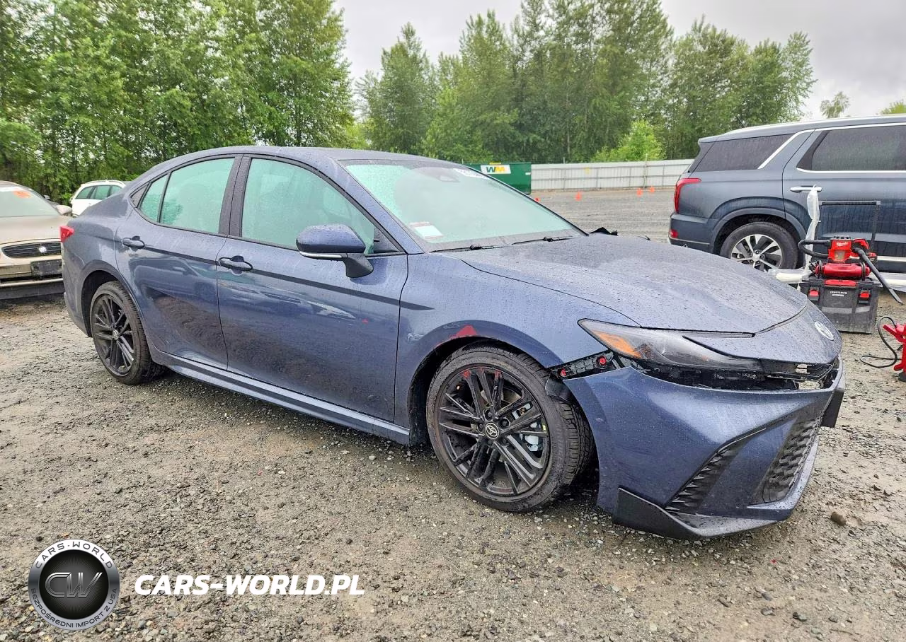 2026 Toyota Camry Se VIN:4T1DAACK2TU743737 - 4