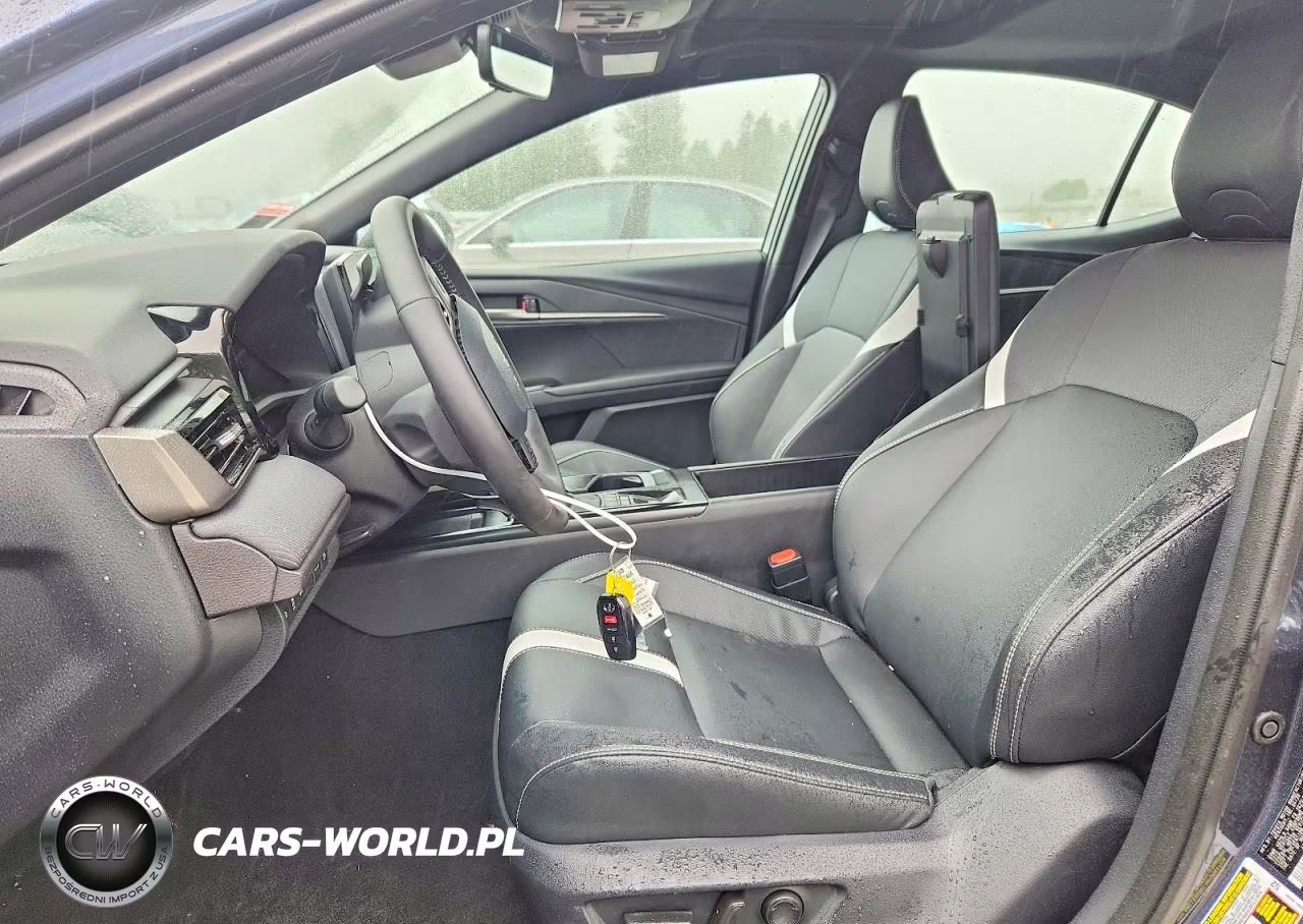 2026 Toyota Camry Se VIN:4T1DAACK2TU743737 - 7