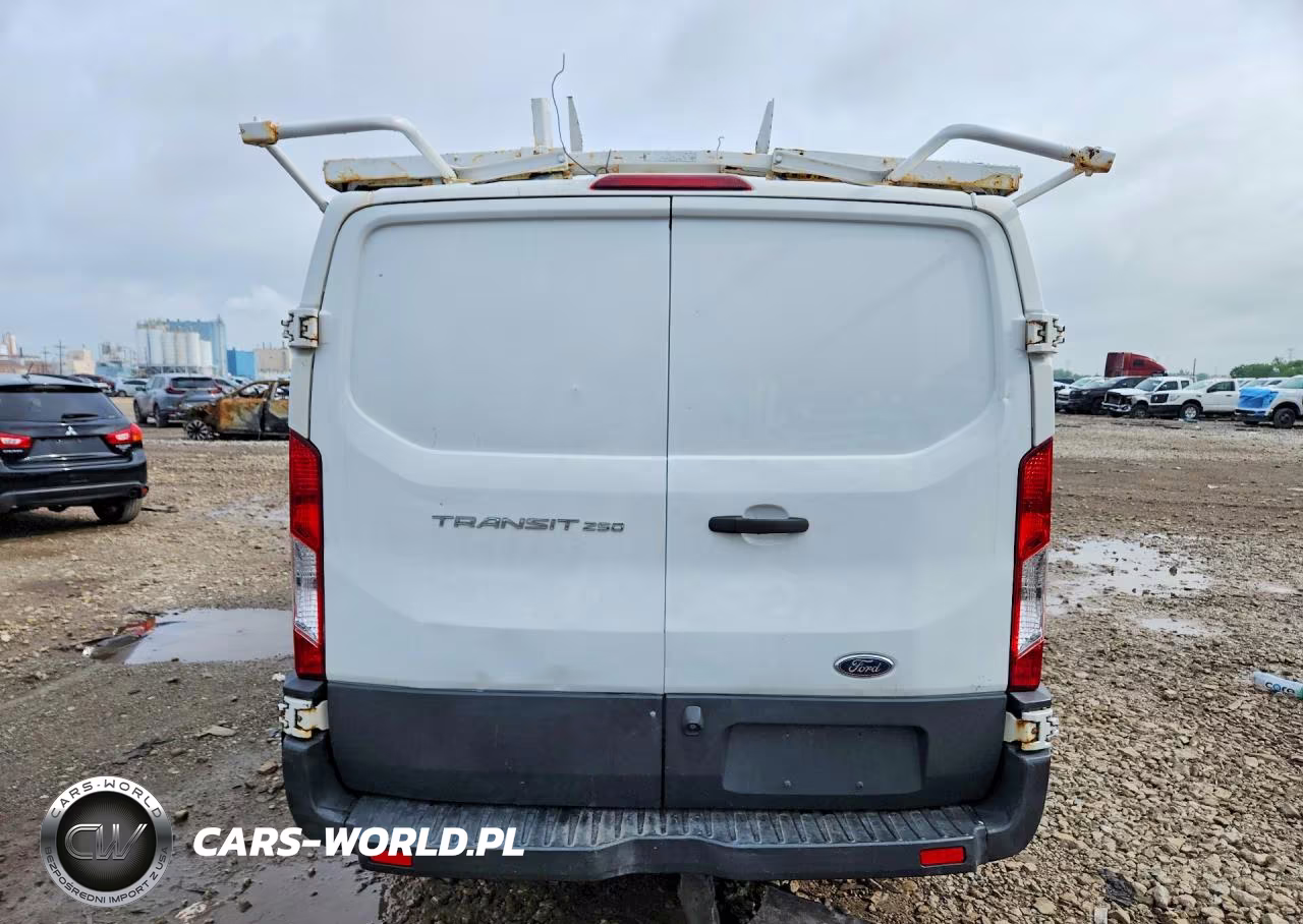 2016 Ford Transit T-250 VIN:1FTYR1YM9GKA15648 - 6