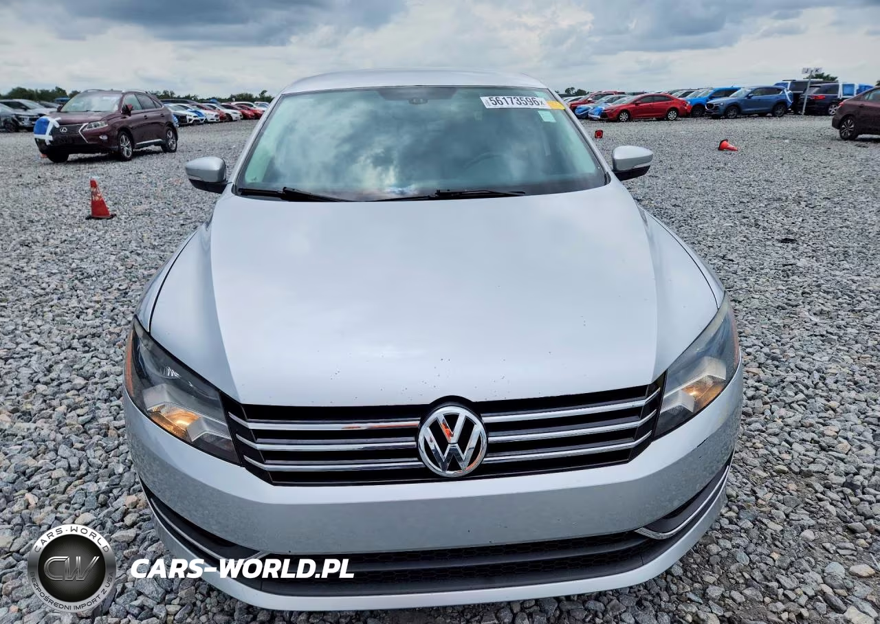 2013 Volkswagen Passat Se VIN:1VWBH7A30DC050420 - 5
