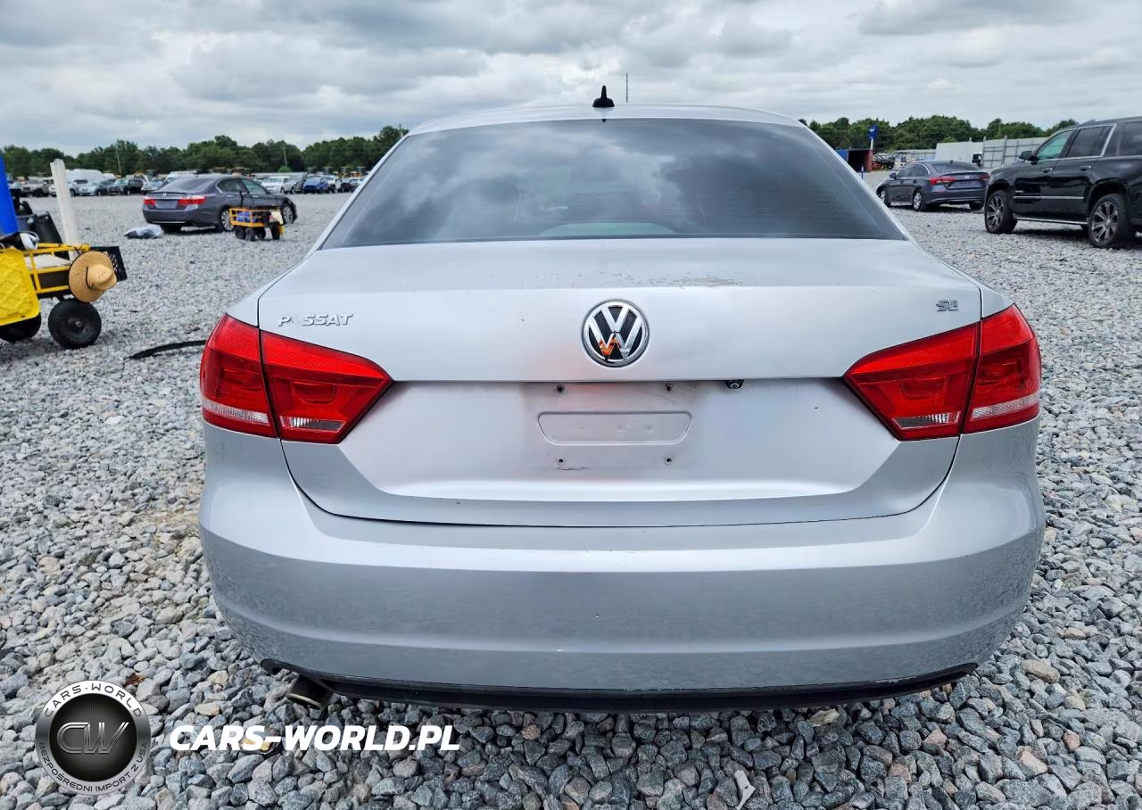 2013 Volkswagen Passat Se VIN:1VWBH7A30DC050420 - 6