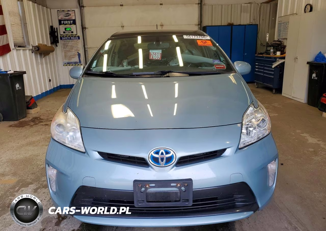 2014 Toyota Prius Four VIN:JTDKN3DU1E1790595 - 5