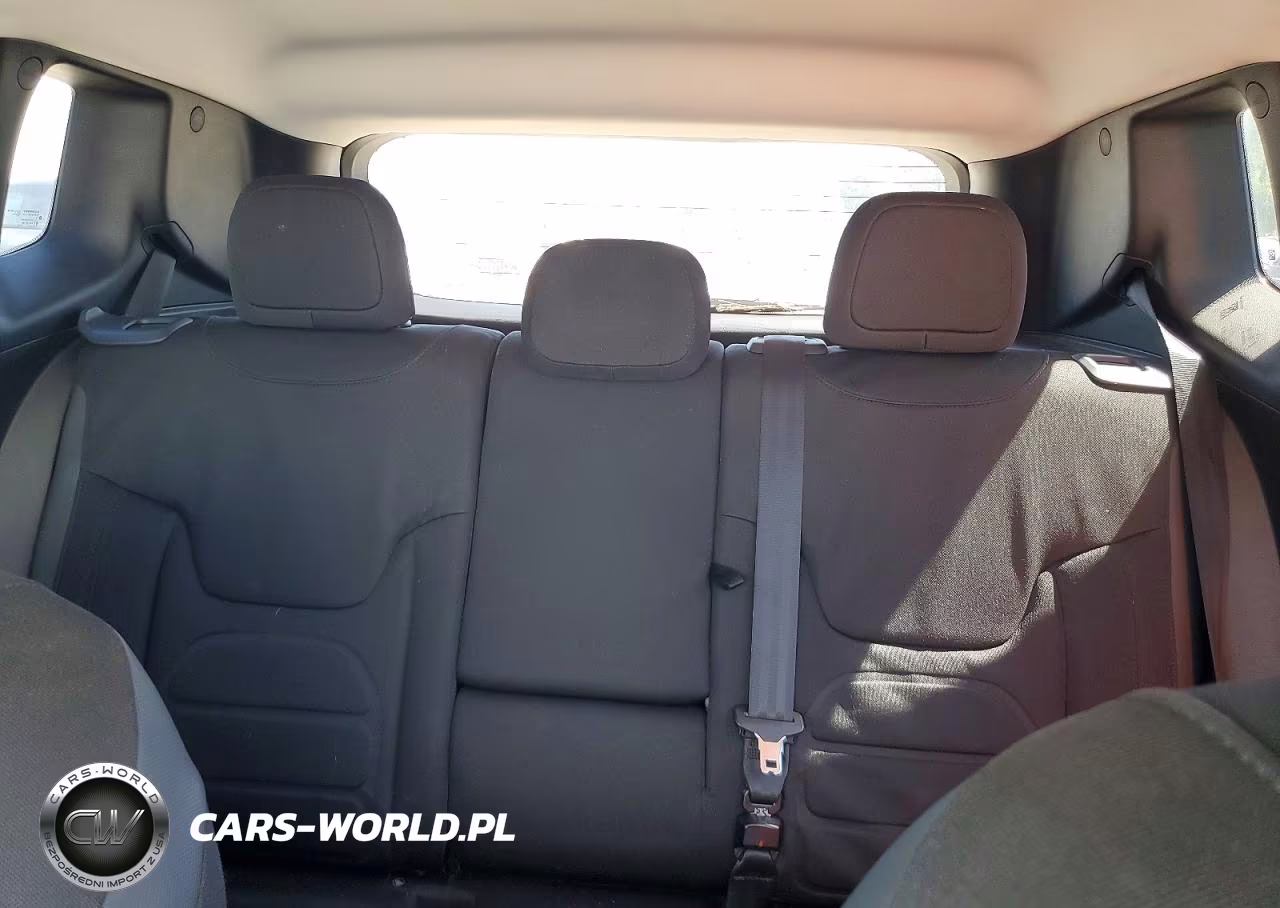 2017 Jeep Renegade VIN:ZACCJABB6HPE59358 - 10