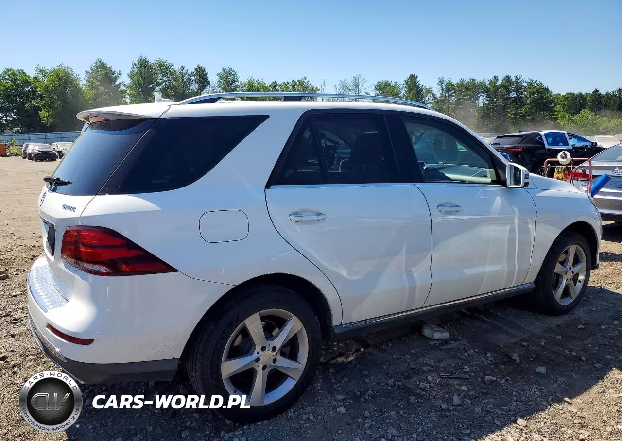 2016 Mercedes-Benz Gle 350 4Matic VIN:4JGDA5HB6GA670640 - 3