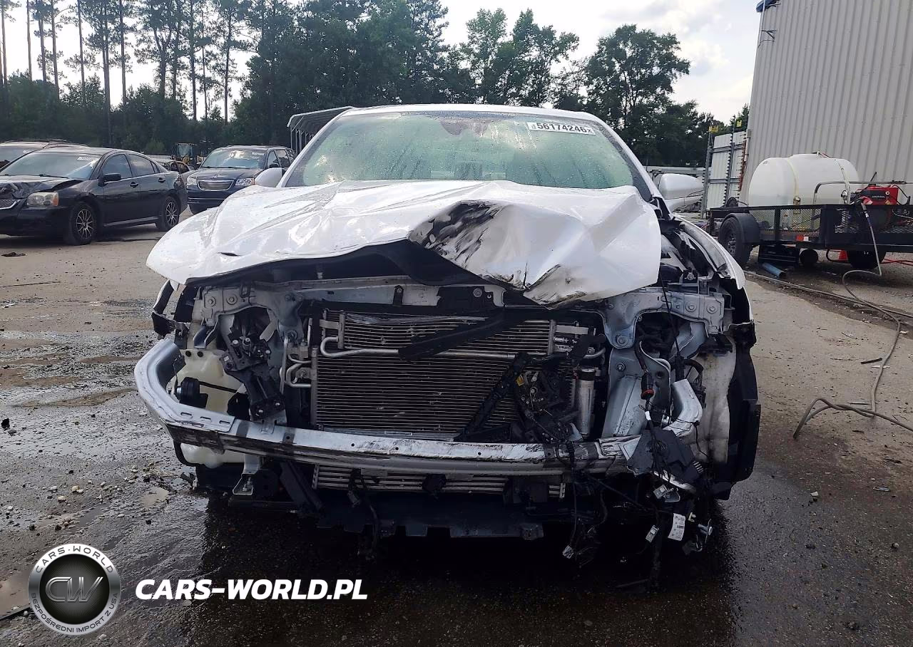 2018 Ford Fusion Titanium VIN:3FA6P0K99JR113261 - 5