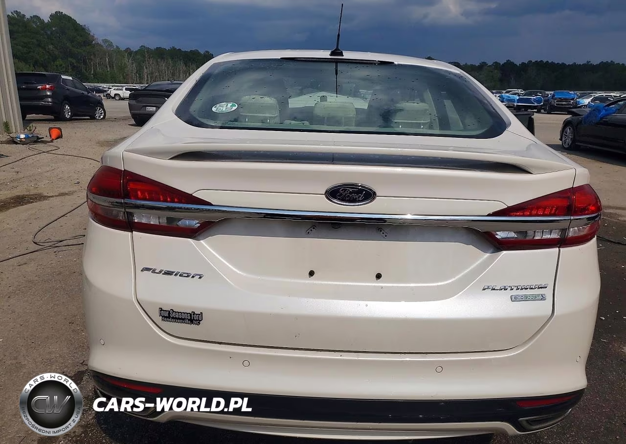 2018 Ford Fusion Titanium VIN:3FA6P0K99JR113261 - 6