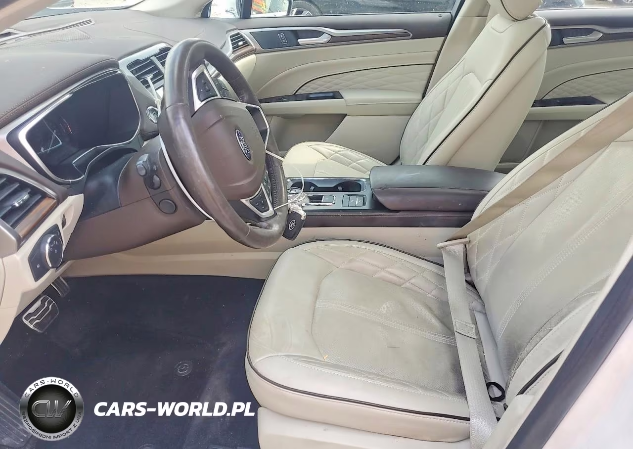 2018 Ford Fusion Titanium VIN:3FA6P0K99JR113261 - 7