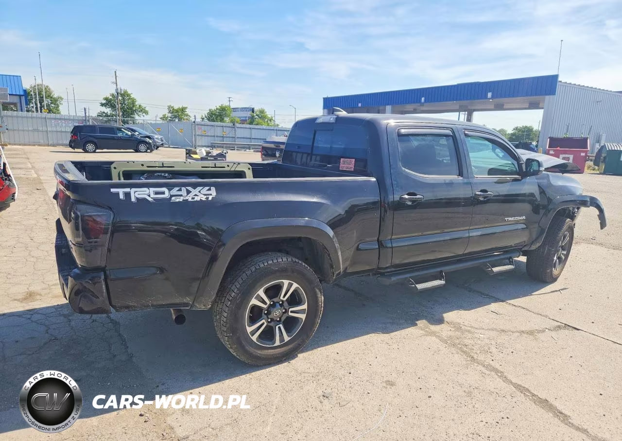 2017 Toyota Tacoma Trd Sport VIN:3TMDZ5BN4HM028048 - 3