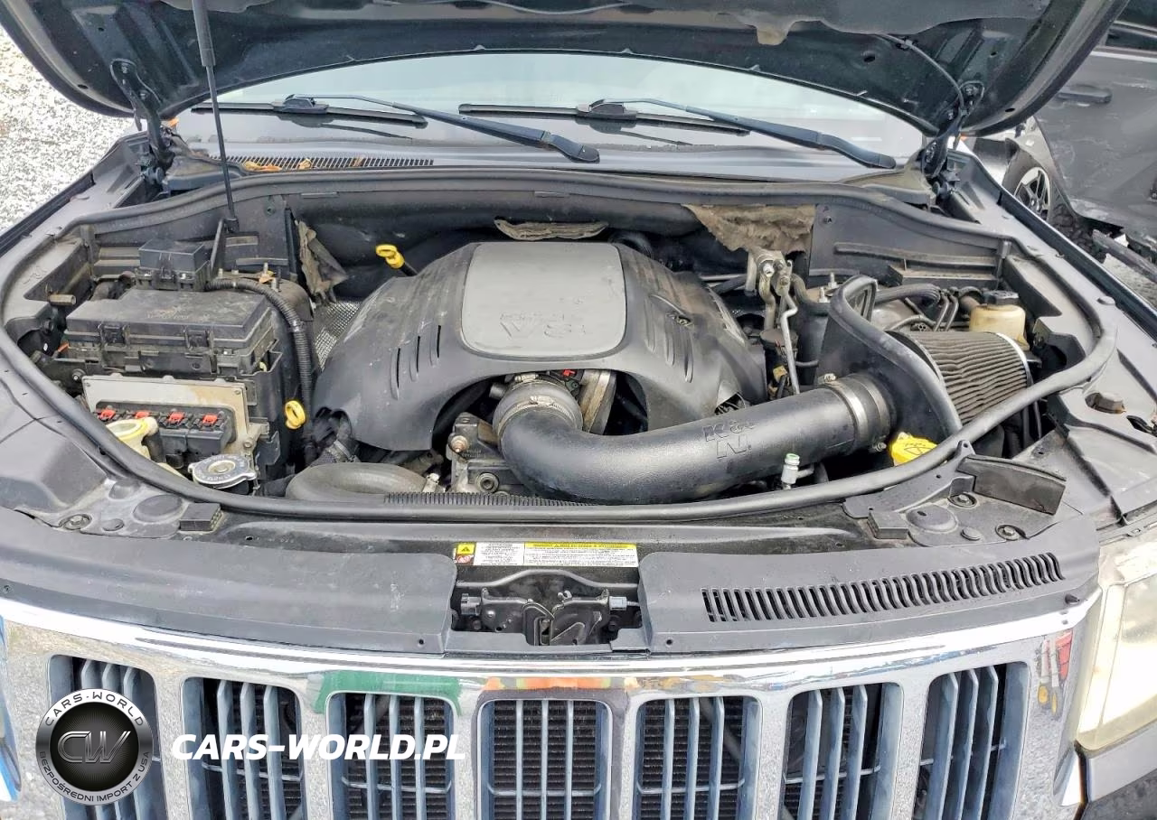 2012 Jeep Grand Cherokee Laredo VIN:1C4RJEAT2CC281859 - 12