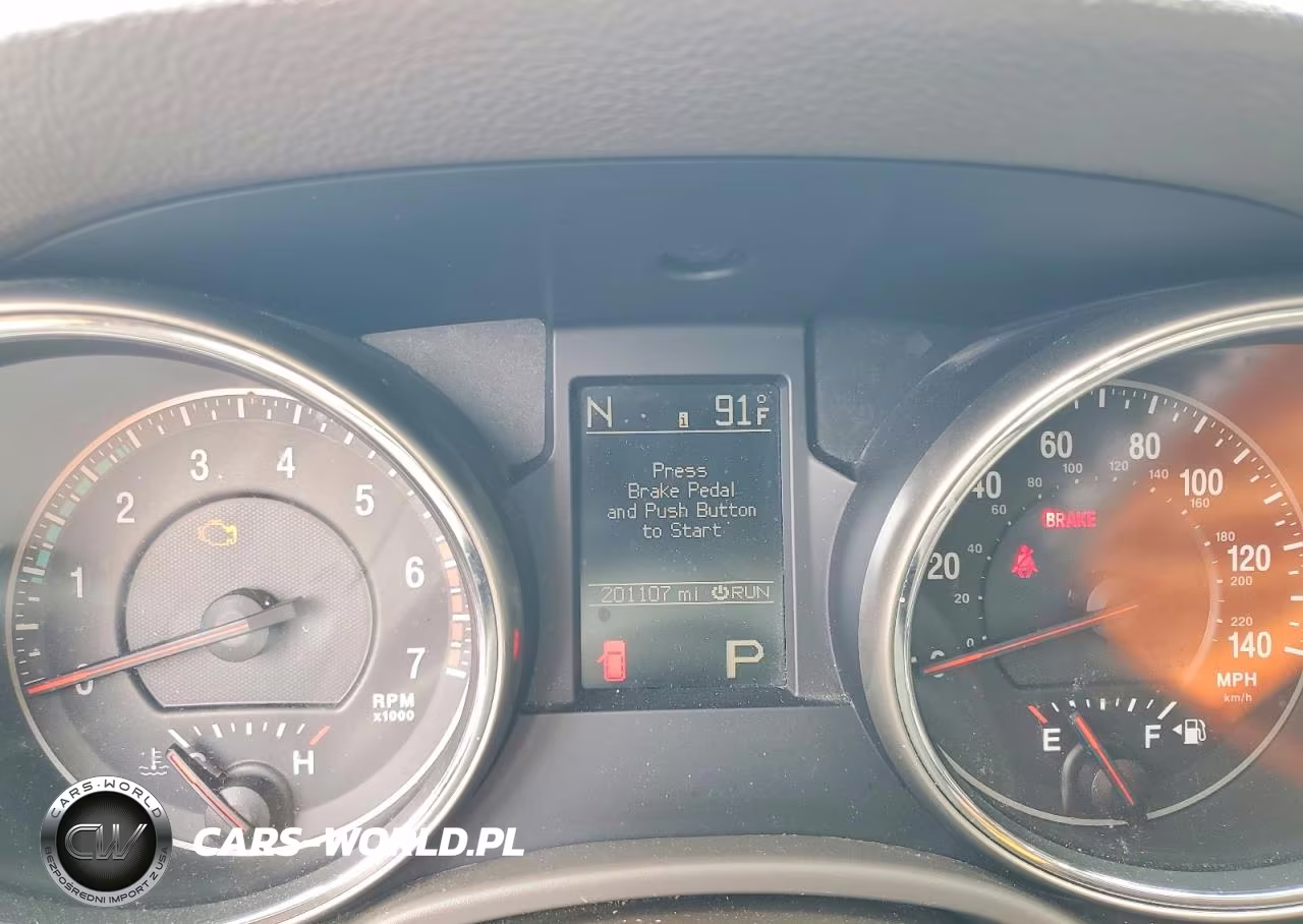 2012 Jeep Grand Cherokee Laredo VIN:1C4RJEAT2CC281859 - 9