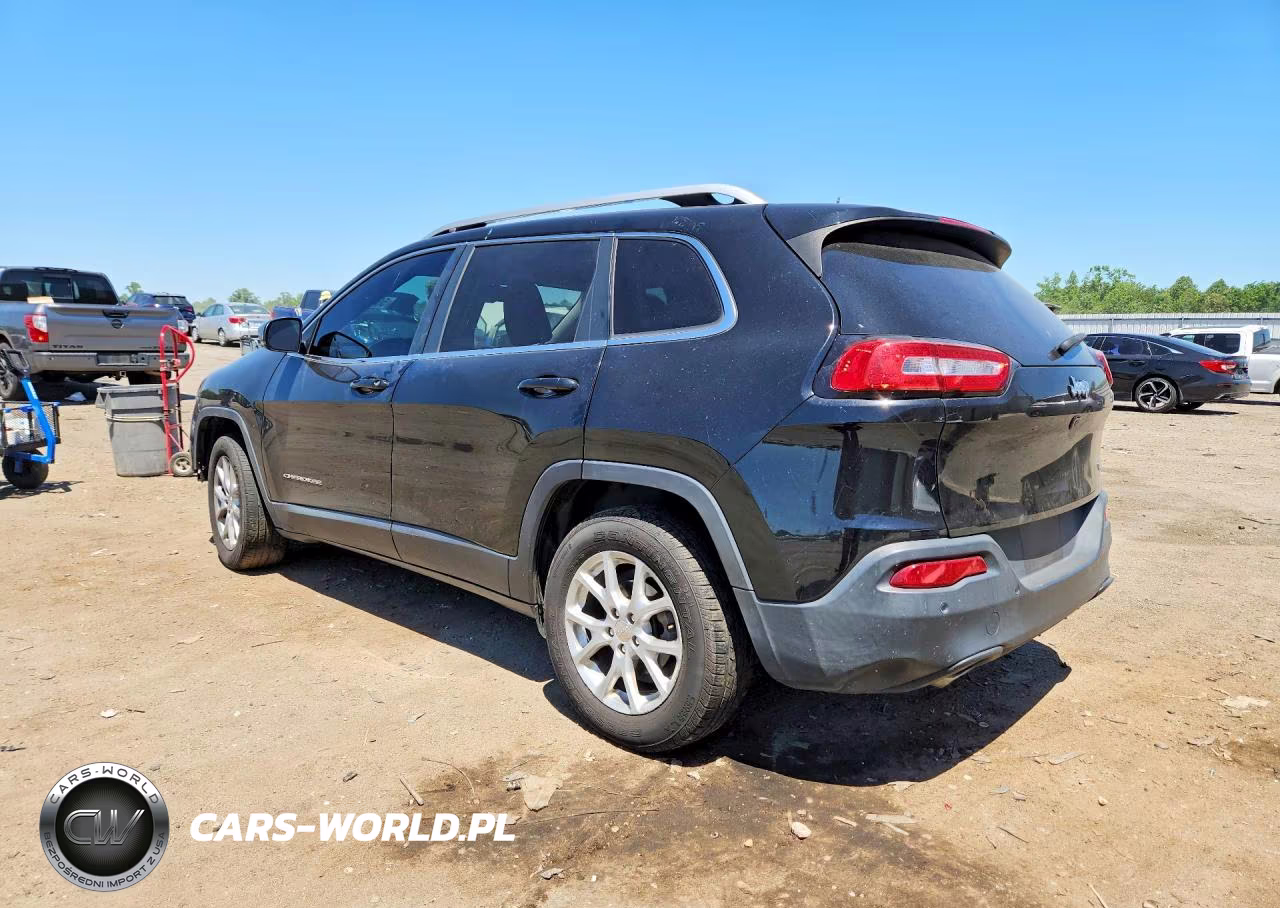 2017 Jeep Cherokee Latitude VIN:1C4PJLCB5HW540382 - 2