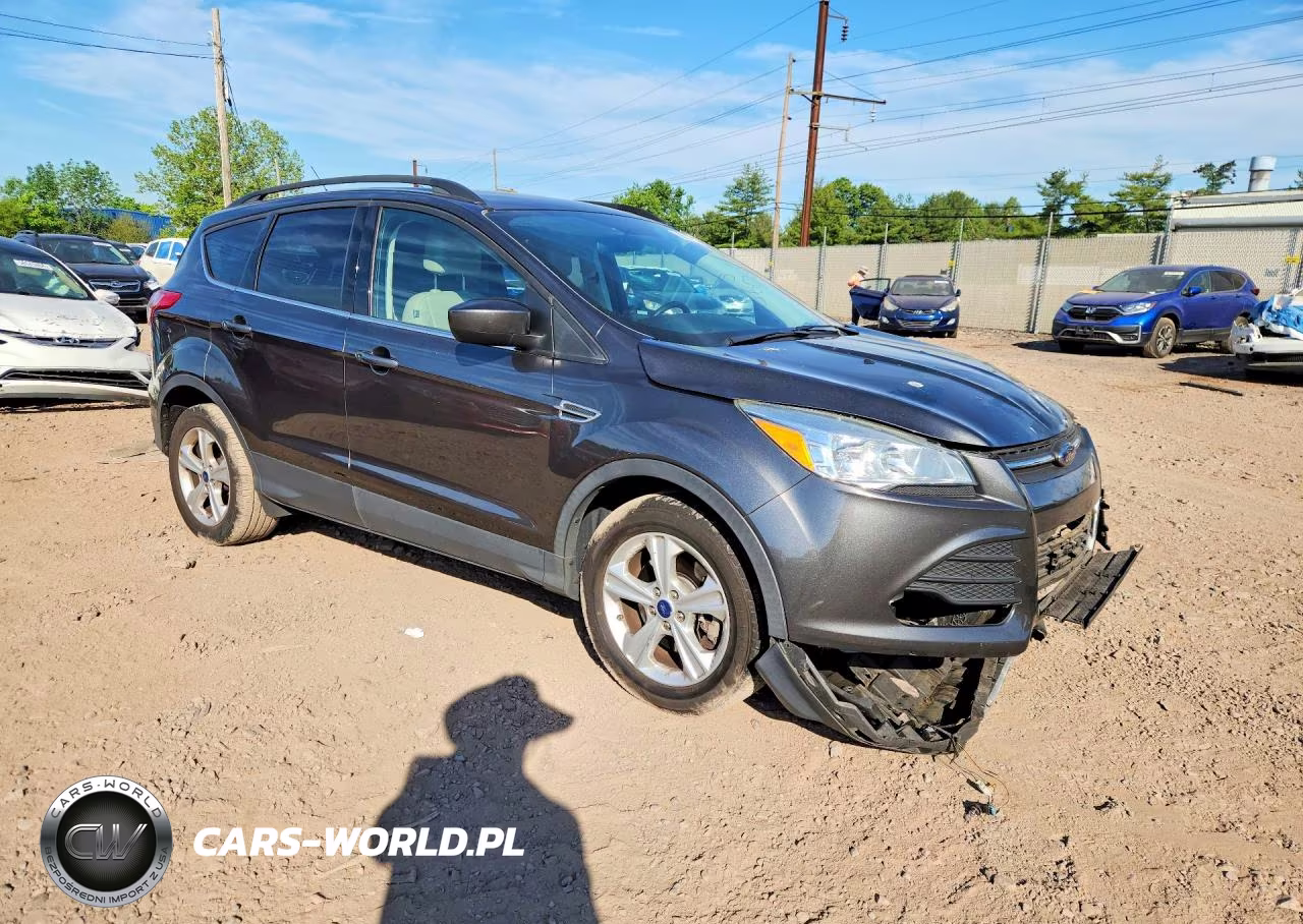2015 Ford Escape Se VIN:1FMCU9GX6FUC10138 - 4