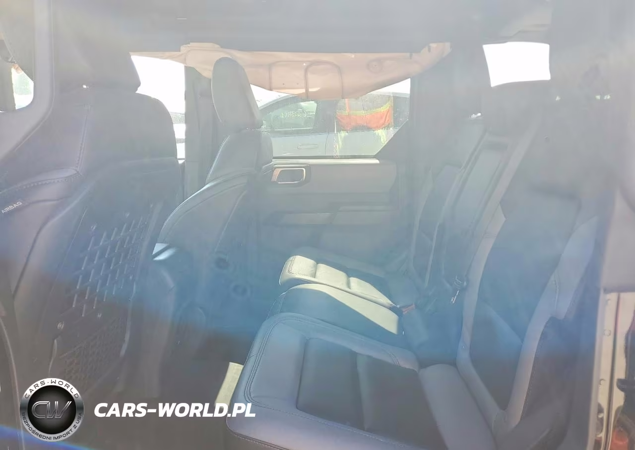 2024 Ford Bronco Big Bend VIN:1FMDE7BH0RLB53712 - 11