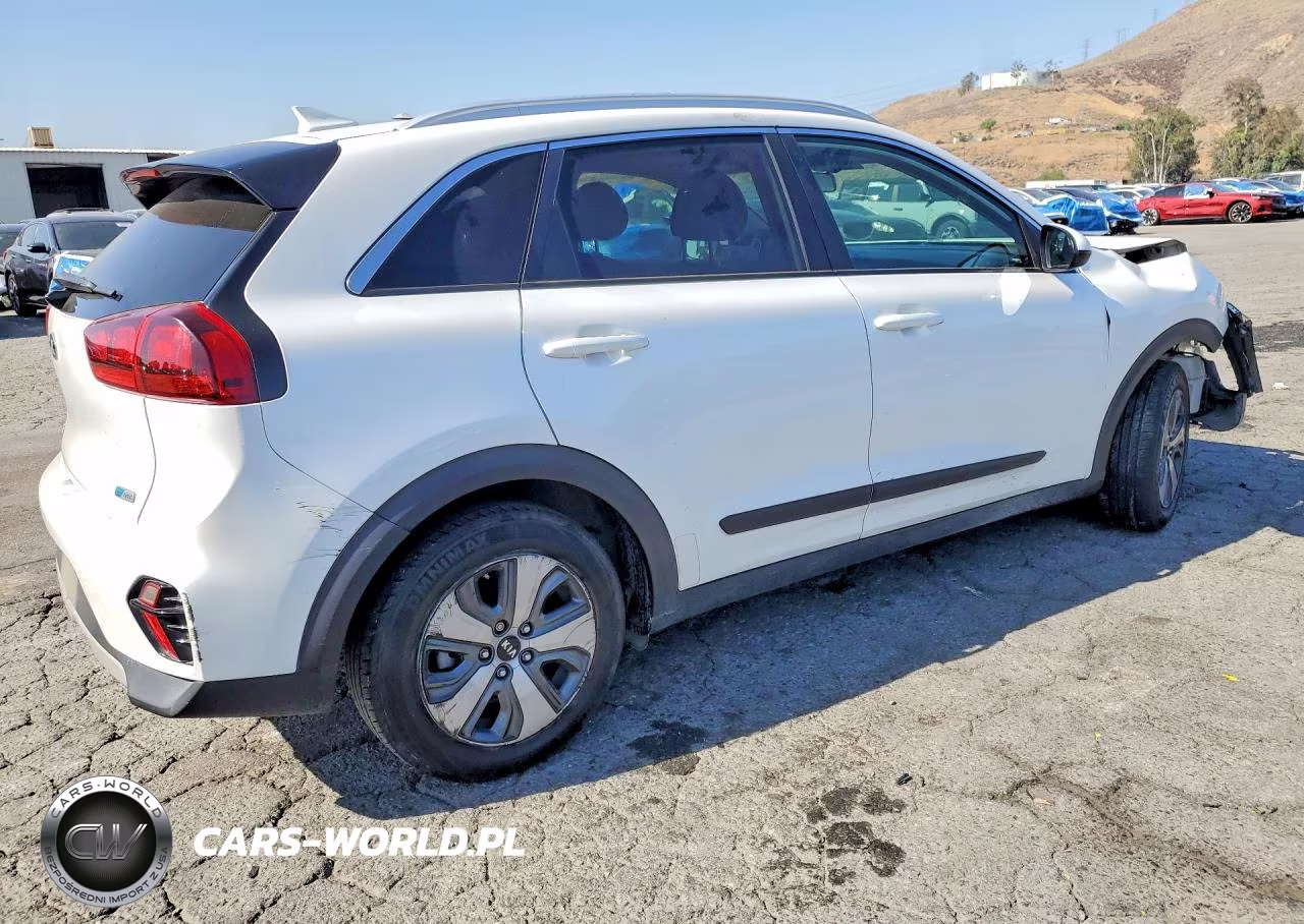 2021 Kia Niro Lx VIN:KNDCB3LC1M5471520 - 3