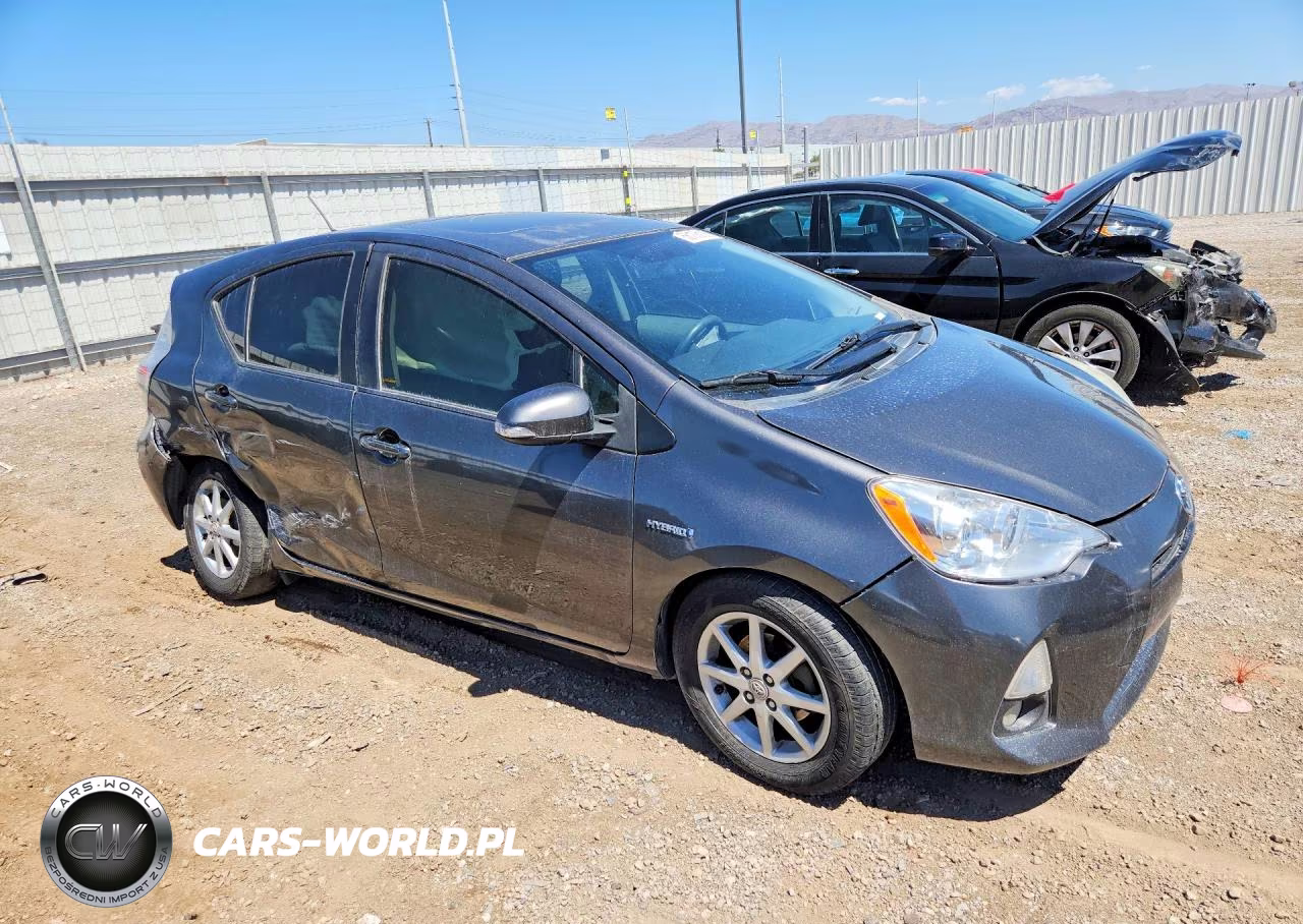 2012 Toyota Prius C Four VIN:JTDKDTB35C1023150 - 4