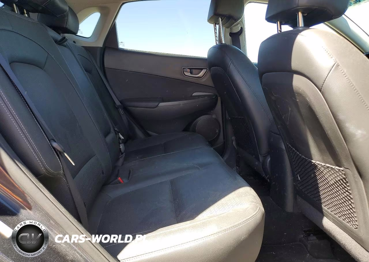 2018 Hyundai Kona Ultimate VIN:KM8K5CA56JU089939 - 11
