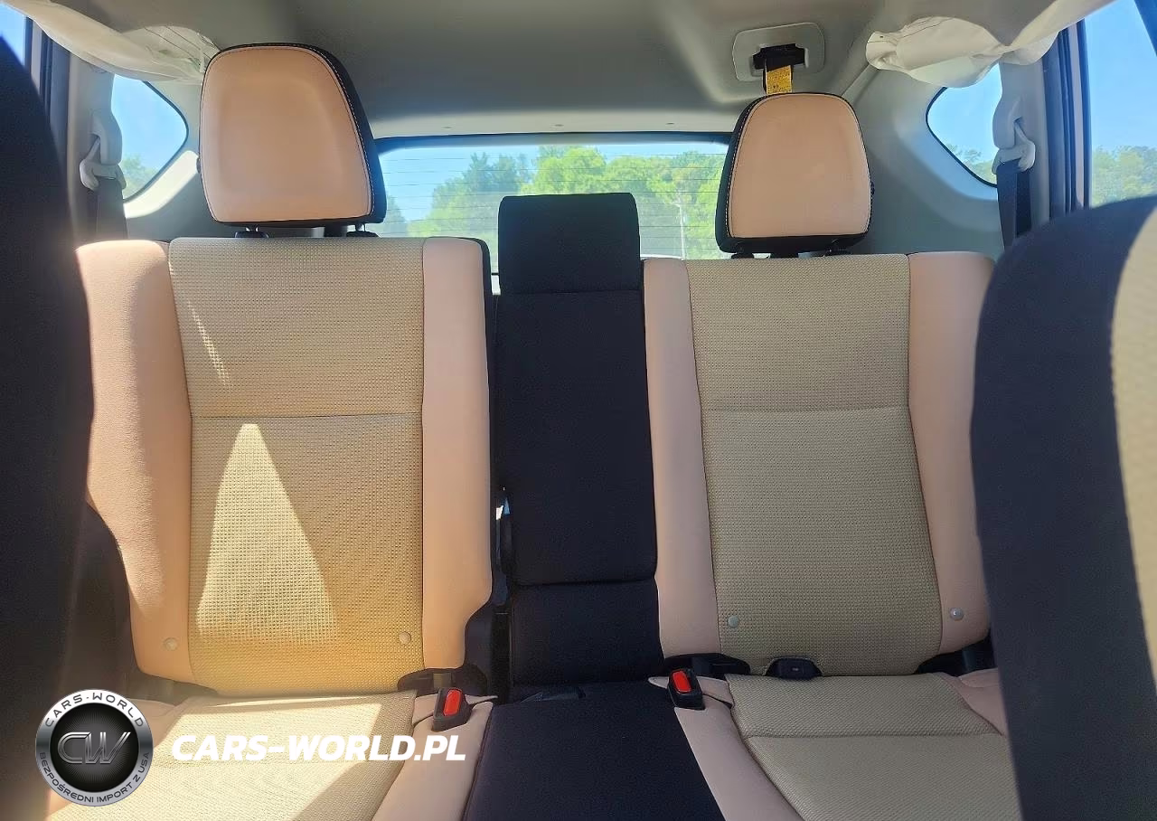 2018 Toyota Rav4 Xle VIN:JTMWFREV5JD114877 - 10